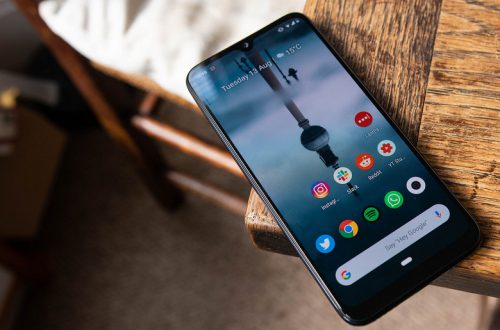 «Сяомисты» требуют от компании обновить один из самых спорных смартфонов производителя до Android 10