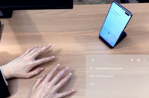 Видео дня: как работает невидимая клавиатура Samsung SelfieType