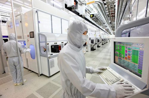 Из-за коронавируса доля Samsung на рынке контрактного производства полупроводниковой продукции уменьшится