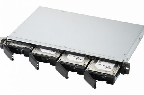 Хранилище с сетевым подключением Qnap TS-451DeU оснащено двумя портами 2,5 GbE