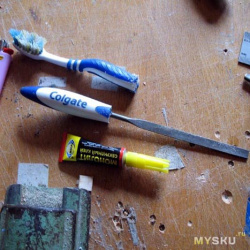 Ручка системы Colgate, полезные изделия из старой зубной щётки
