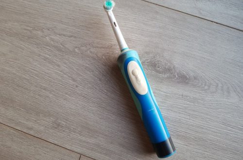 Замена батарейки в зубной щётке Braun Oral-B