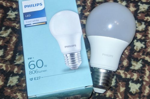Не вечная LED Лампочка Philips E27/8W/230V 4000K